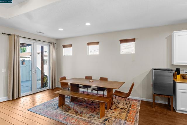 3826 Danbury Way, Fairfield CA: https://media.crmls.org/mediaz/25381af0-3619-4de1-9924-66e516c9f7b6.jpg