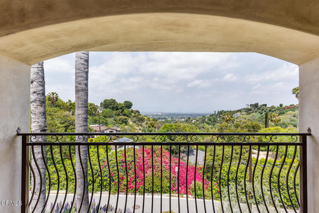 Detail Gallery Image 30 of 46 For 15450 Briarwood Dr, Sherman Oaks,  CA 91403 - 4 Beds | 4/1 Baths