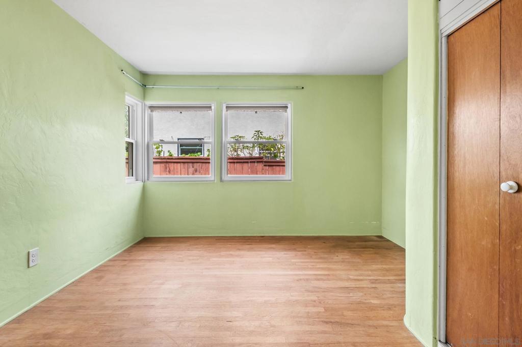 2330 Bancroft - photo 19