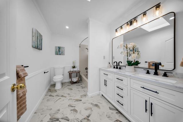 180 Coventry Drive, Campbell CA: https://media.crmls.org/mediaz/2539bc7c-b69b-418b-8955-f87271157c13.jpg