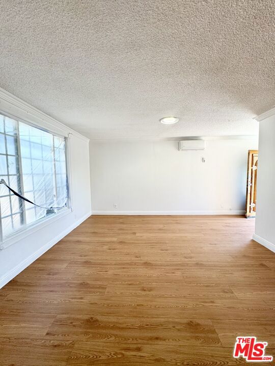 14702 Studebaker Road, Norwalk CA: https://media.crmls.org/mediaz/253b34e7-a666-440a-9b41-d667287cb71b.jpg