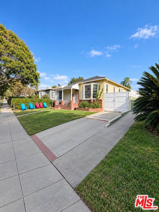 1030 Pearl Street — image 1