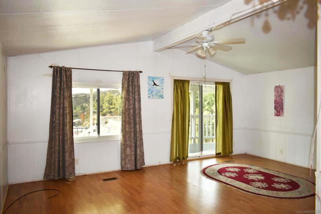 35109 Highway 79, Warner Springs CA: https://media.crmls.org/mediaz/253bcca8-361c-4eb1-83ea-592555bd13d2.jpg