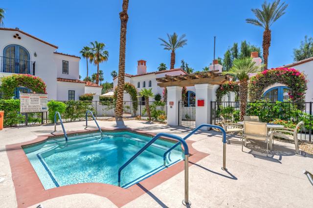 77500 Vista Flora, La Quinta CA: https://media.crmls.org/mediaz/253c8b0b-bbb0-40b0-af0e-975c5b5e3df0.jpg