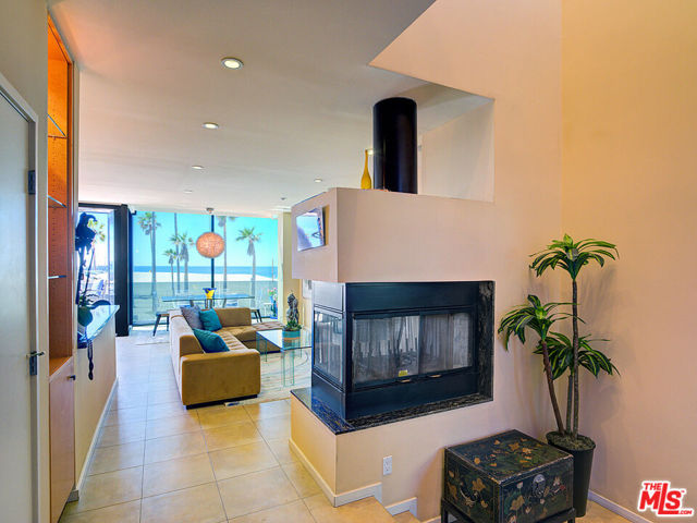 3009 OCEAN FRONT Walk photo 5