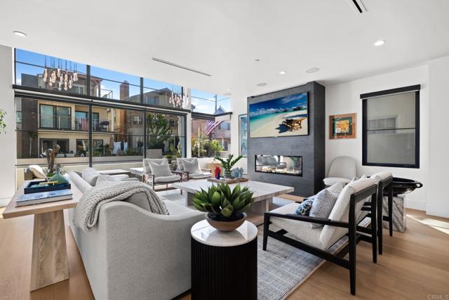 Detail Gallery Image 6 of 72 For 119 41st St, Newport Beach,  CA 92663 - 3 Beds | 5 Baths