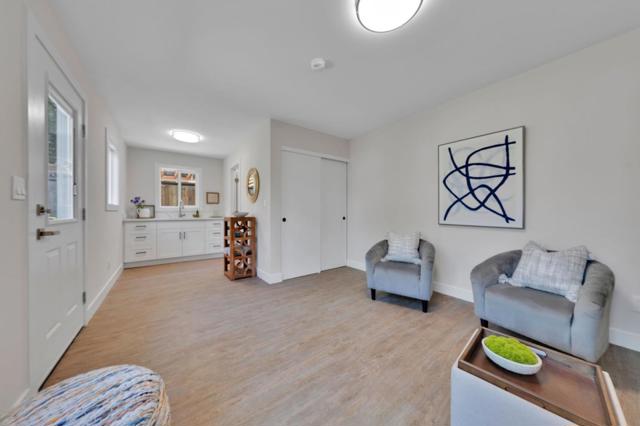 2810 Isabelle Avenue, San Mateo CA: https://media.crmls.org/mediaz/253dd894-39c1-469b-914f-89e65ecb79bd.jpg