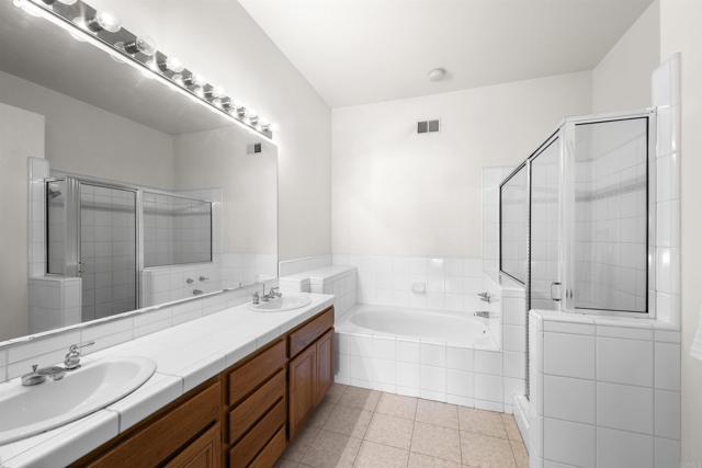 2505 LA COSTA AVE, Chula Vista CA: https://media.crmls.org/mediaz/2540cb72-ee0b-4623-8d17-fe3a0e51d89c.jpg