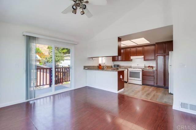 Detail Gallery Image 16 of 50 For 1319 Grand Ave, Spring Valley,  CA 91977 - 3 Beds | 2 Baths