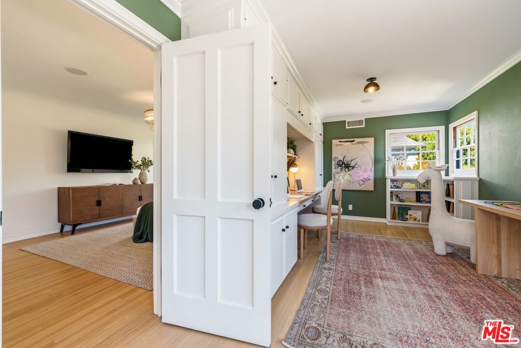 MLS #26859919 image #23