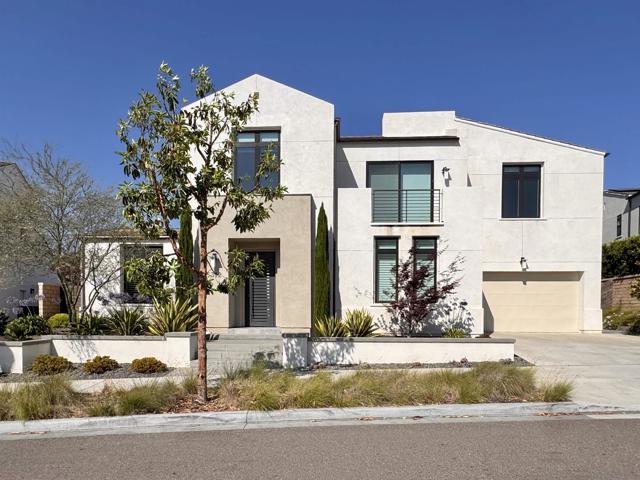 5312 Sweetwater Trl, San Diego CA: https://media.crmls.org/mediaz/25419585-86ca-4aa3-8b0d-fefcb98fa92b.jpg