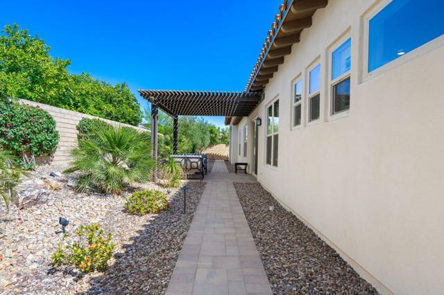 54805 Northern Dancer Drive, La Quinta CA: https://media.crmls.org/mediaz/25428b38-0253-4a36-8921-6bccaf79805b.jpg