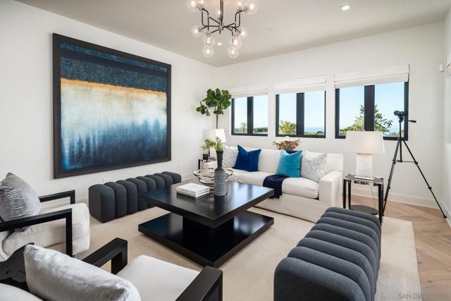 2365 Via Siena, La Jolla CA: https://media.crmls.org/mediaz/2542f5a0-f342-4dee-b11b-1bca22b3329f.jpg