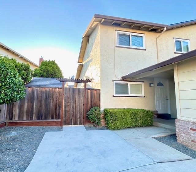1047 Bret Knoll Court, San Jose CA: https://media.crmls.org/mediaz/2544166c-99f0-4dd4-9b52-5cbacf6c7c3c.jpg