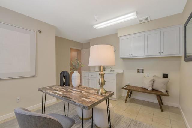 1127 Lund Terrace, Sunnyvale CA: https://media.crmls.org/mediaz/25442766-6f9f-45d6-bedb-671380ef8c82.jpg