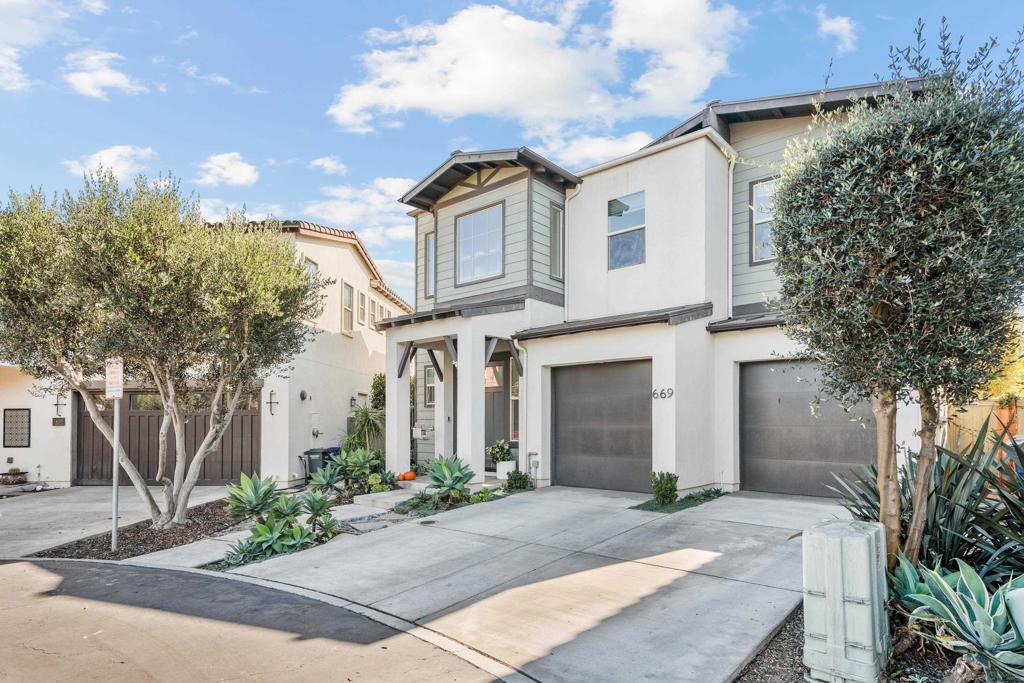 669 Calypso Pl - photo 2