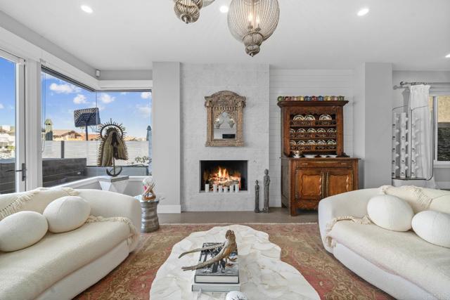 Detail Gallery Image 16 of 43 For 14 Buccaneer Way, Coronado,  CA 92118 - 5 Beds | 4/1 Baths