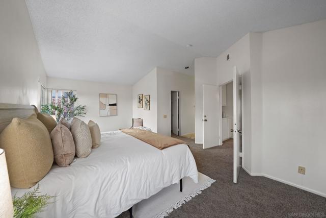 9197 Buckwheat St, San Diego CA: https://media.crmls.org/mediaz/2546051c-36a1-4f27-b58c-e82e6e649641.jpg