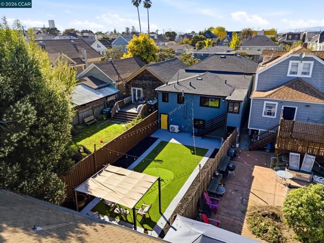 Image 28 of 30 For 1920 Linden St