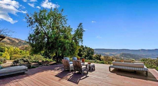 17755 Corral Del Cielo Road,  CA: https://media.crmls.org/mediaz/25469198-7923-4aad-8e54-b73b19abdc68.jpg