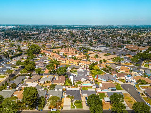 12109 Bluefield Avenue, La Mirada CA: https://media.crmls.org/mediaz/2546ad87-4ddb-48ec-bd91-34aa090cdd8e.jpg