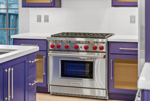 421 Eardley Avenue, Pacific Grove CA: https://media.crmls.org/mediaz/2546dd04-1121-43e6-b02f-370d91e56eda.jpg