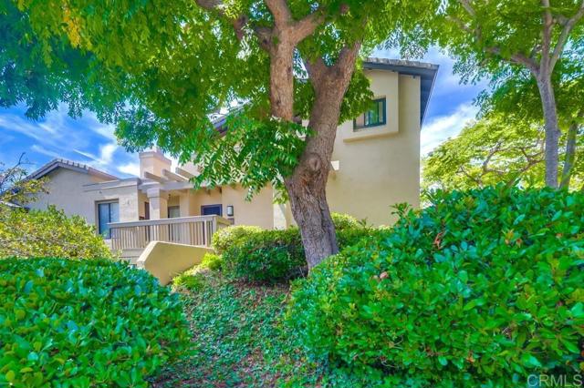 Detail Gallery Image 4 of 42 For 6055 Cirrus St, San Diego,  CA 92110 - 2 Beds | 2 Baths