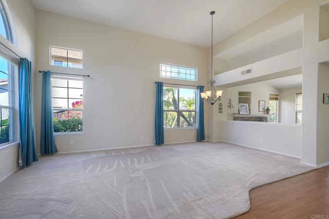 5141 Palmera Dr, Oceanside CA: https://media.crmls.org/mediaz/25490a24-49a6-4376-834e-7733d05b531e.jpg