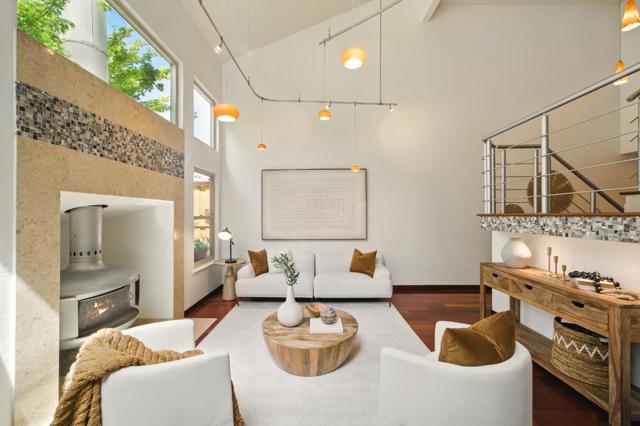 34919 Oyster Bay Terrace, Fremont CA: https://media.crmls.org/mediaz/254a061d-b37e-4107-9f0f-481034cd2884.jpg