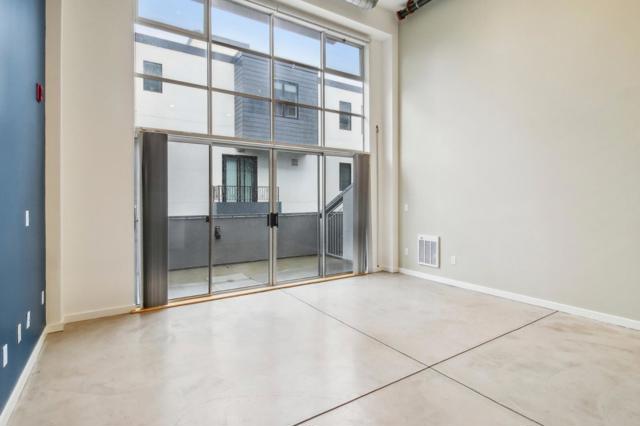 1325 Indiana Street, San Francisco CA: https://media.crmls.org/mediaz/254a2f30-7b37-459a-8965-d5b639bda54e.jpg
