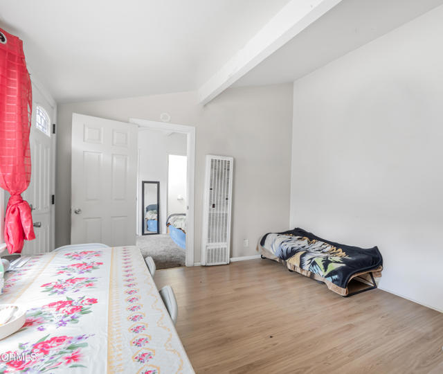 136 N Garfield Avenue, Oxnard CA: https://media.crmls.org/mediaz/254a461c-fbcb-4dc4-a4e4-b1457f282a42.jpg