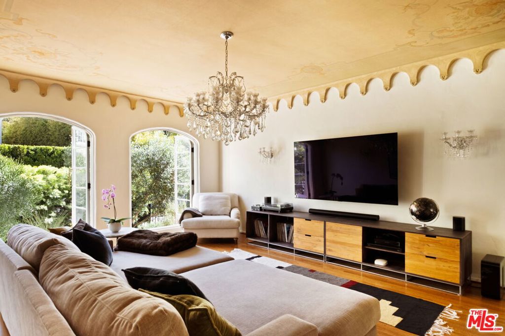 MLS #25592087 image #18