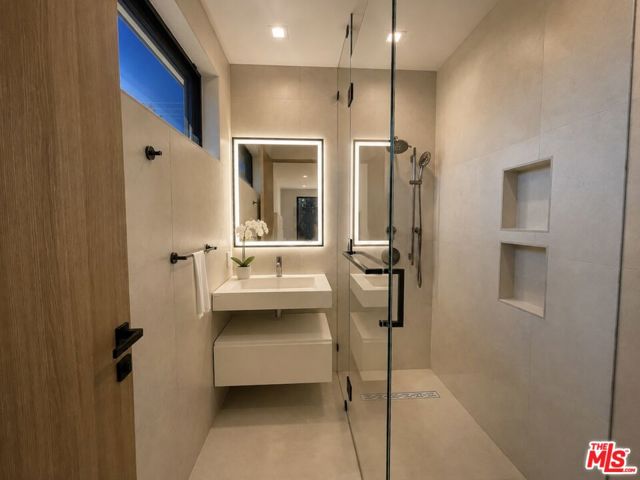 8741 Dorrington Avenue photo 21
