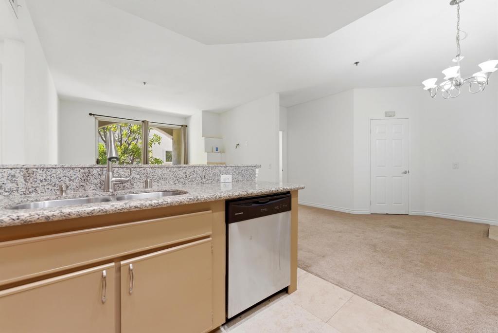 680 Camino De La Reina - photo 7