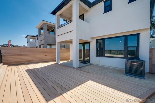 2936 Copley Ave, San Diego CA: https://media.crmls.org/mediaz/254e6b0e-6eb8-402e-bb5e-a372cab523ee.jpg