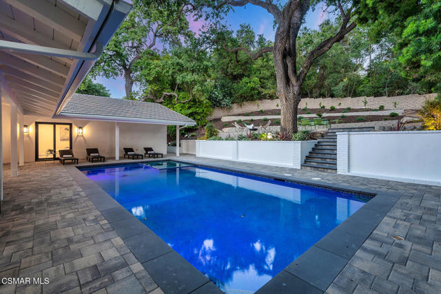 31652 Blue Meadow Lane, Westlake Village CA: https://media.crmls.org/mediaz/2550868b-6a8d-440e-aee6-f09102c6d727.jpg