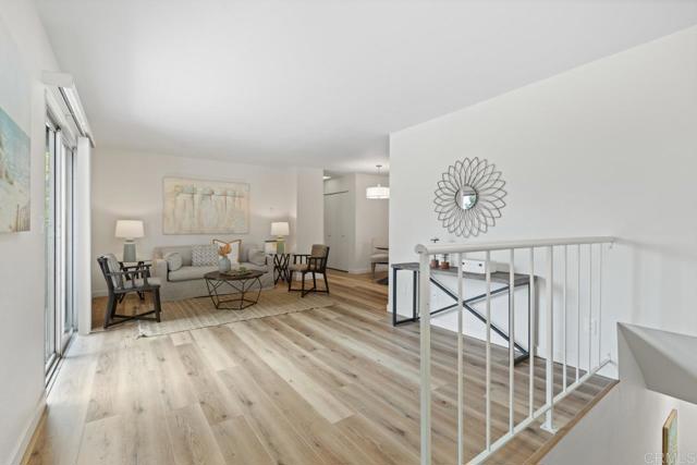 Detail Gallery Image 2 of 41 For 7837 Camino Tranquilo, San Diego,  CA 92122 - 2 Beds | 1/1 Baths