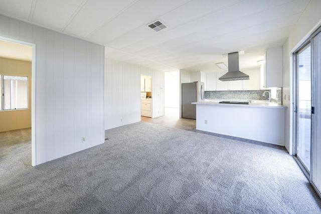 1212 H Street, Ramona CA: https://media.crmls.org/mediaz/2550f910-027f-4e22-8483-3333134a3ef0.jpg