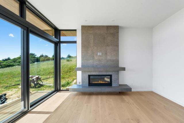 600 Sea View Terrace, La Selva Beach CA: https://media.crmls.org/mediaz/25512e12-380b-4da3-937a-ce5c6f4b3089.jpg