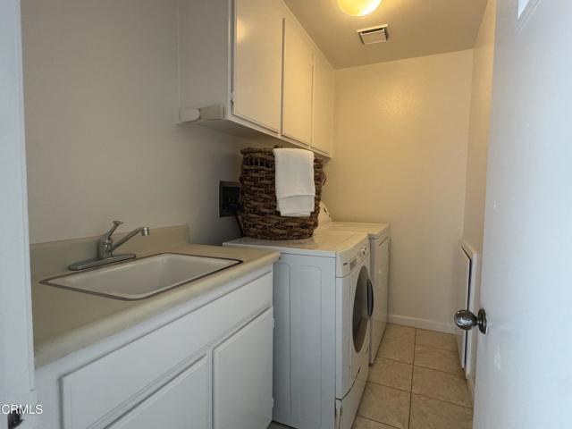 Detail Gallery Image 14 of 17 For 394 S Los Robles Ave #2,  Pasadena,  CA 91101 - 2 Beds | 3 Baths