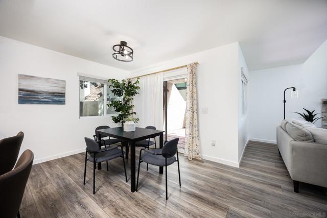 345 N Melrose Dr, Vista CA: https://media.crmls.org/mediaz/25551700-db4b-4094-a7c1-e4897f9754dc.jpg