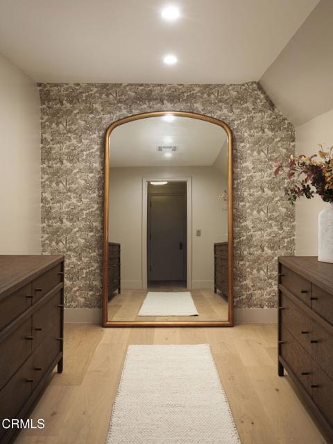 Detail Gallery Image 28 of 51 For 1535 Ontario Ave, Pasadena,  CA 91103 - 5 Beds | 3/2 Baths