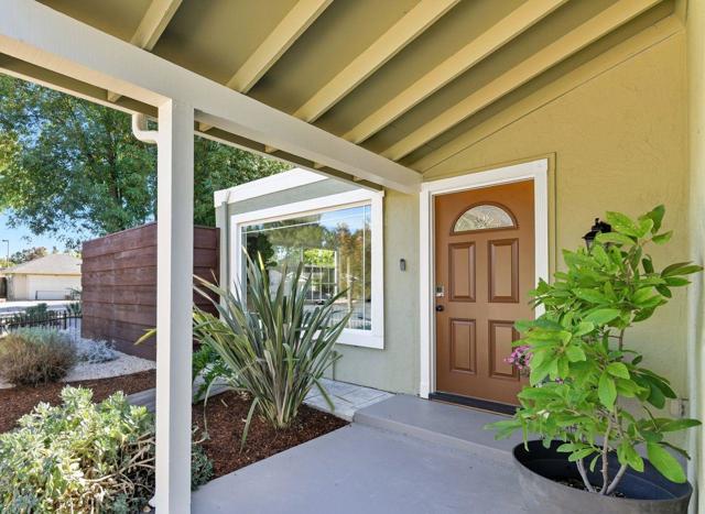 3891 Marfrance Drive, San Jose CA: https://media.crmls.org/mediaz/2555ef0b-e2e2-480e-83a6-67bab2e2a266.jpg