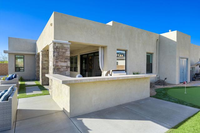 74425 Zeppelin Drive, Palm Desert CA: https://media.crmls.org/mediaz/2557095c-4ec7-4983-9976-0d13e6f9c376.jpg