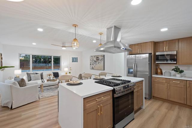 Detail Gallery Image 11 of 40 For 709 Puebla St, Encinitas,  CA 92024 - 3 Beds | 2 Baths
