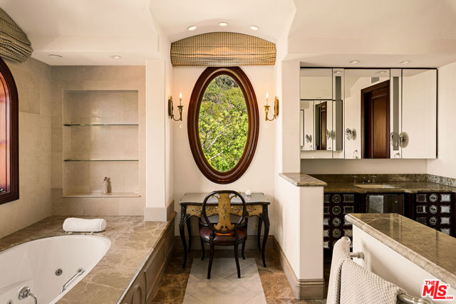 6 Bed Home for Sale in Beverly Hills, California