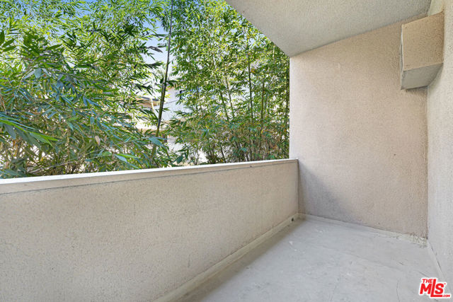 919 North N Alfred Street, 204 photo 7