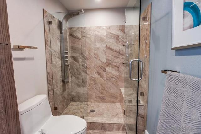 1315 Camino Linda Dr, San Marcos CA: https://media.crmls.org/mediaz/2559364a-3ec6-4b98-b79d-451aff557e6c.jpg