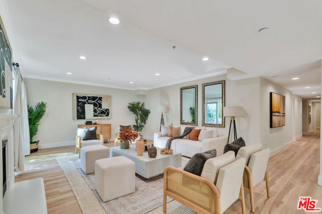 118 S Clark Drive, West Hollywood CA: https://media.crmls.org/mediaz/255963ca-6544-4b93-9c59-431c20f4c373.jpg