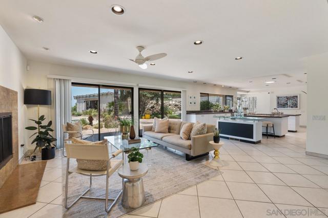 11020 Horizon Hills Dr, El Cajon CA: https://media.crmls.org/mediaz/255a2858-38fc-4377-aad8-4ed001def4a3.jpg
